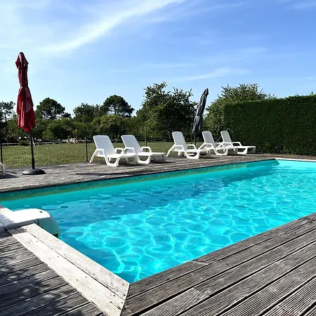 La Maison D'irene بيت للعطل